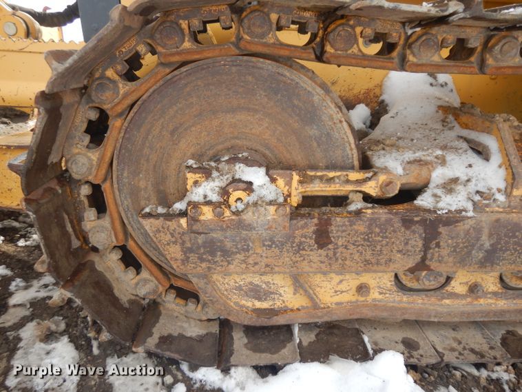 image for item IG9196 2002 John Deere 450H  dozer