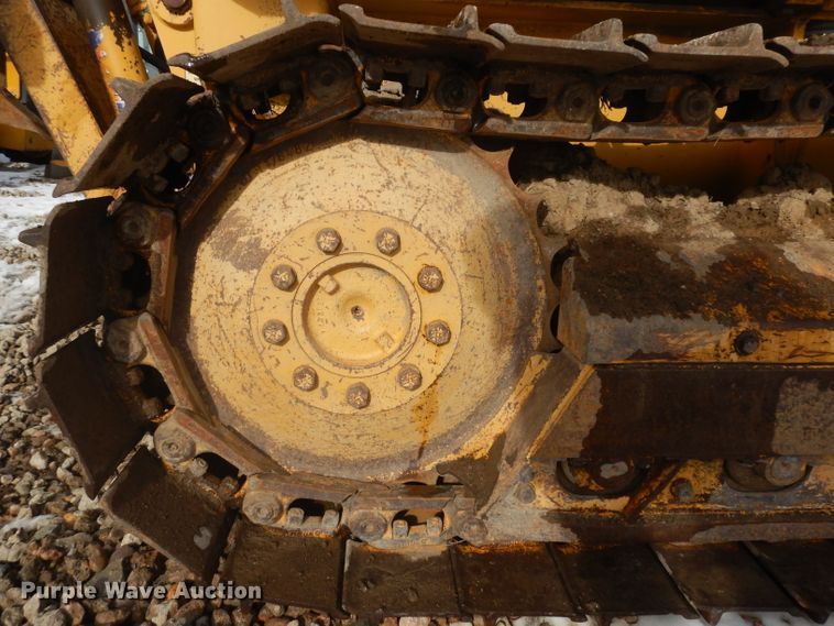 image for item IG9196 2002 John Deere 450H  dozer