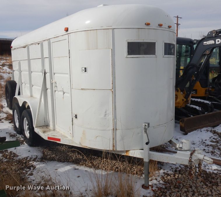image for item IG9197 1986 livestock trailer