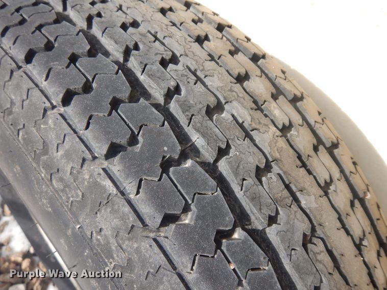 image for item IG9197 1986 livestock trailer