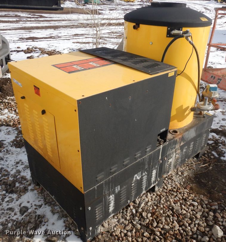 image for item IG9199 Landa VHG8-3000C pressure washer