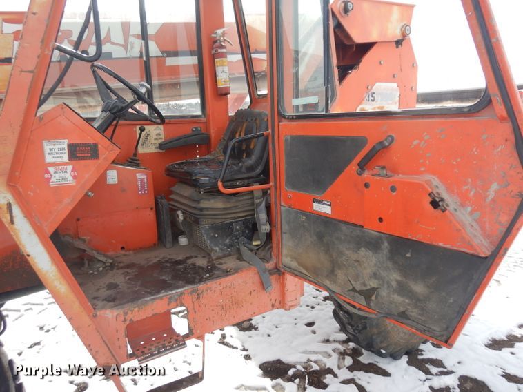image for item IG9200 1997 SkyTrak 6036  telehandler