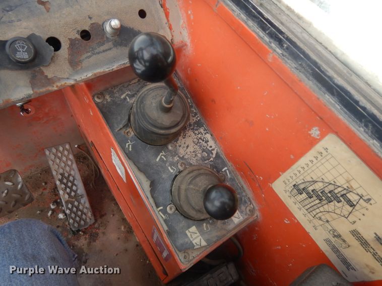 image for item IG9200 1997 SkyTrak 6036  telehandler