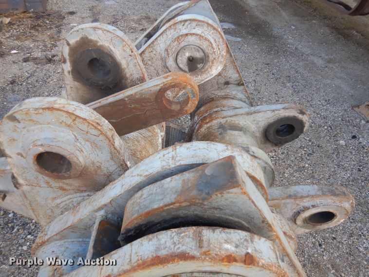 image for item IG9214 Pemberton concrete crusher