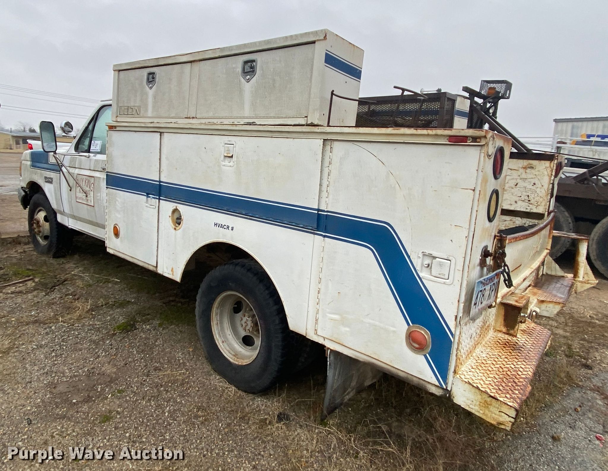 1989 Ford F350 utility bed pickup truck in Mountain Home, AR Item
