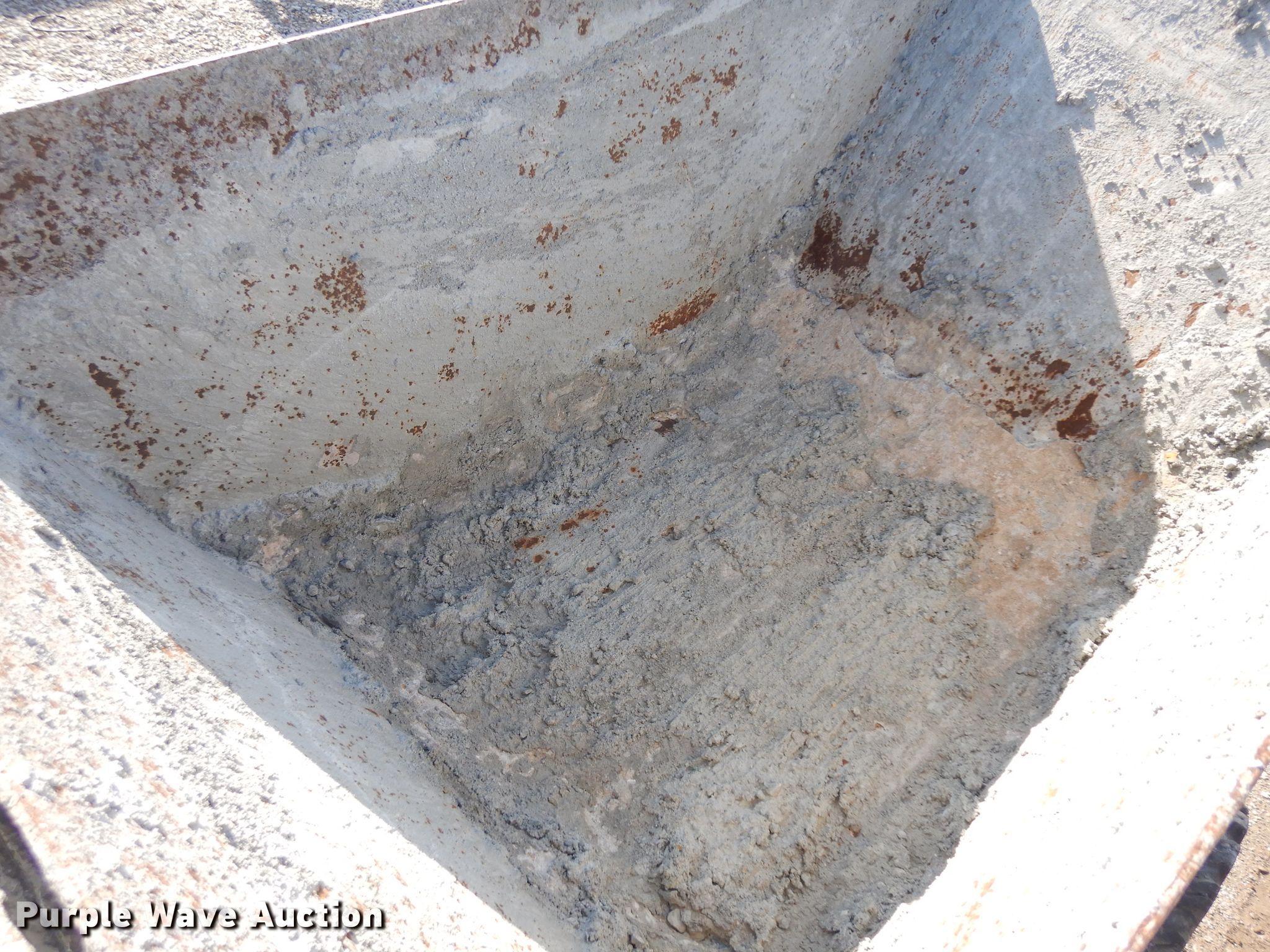 Indy IPB16 concrete buggy in Tonganoxie, KS Item IG9208 sold Purple