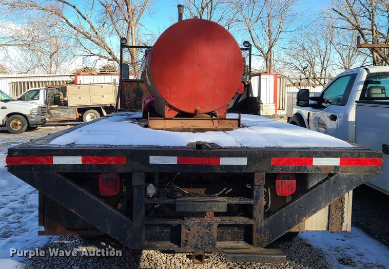 image for item DN6003 2003 Ford F650 Super Duty  flatbed truck