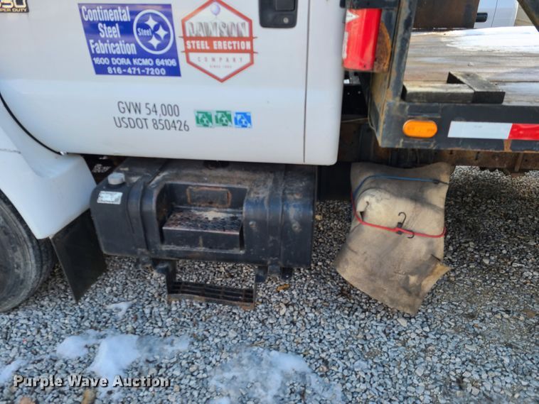 image for item DN6003 2003 Ford F650 Super Duty  flatbed truck