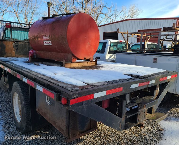 image for item DN6003 2003 Ford F650 Super Duty  flatbed truck