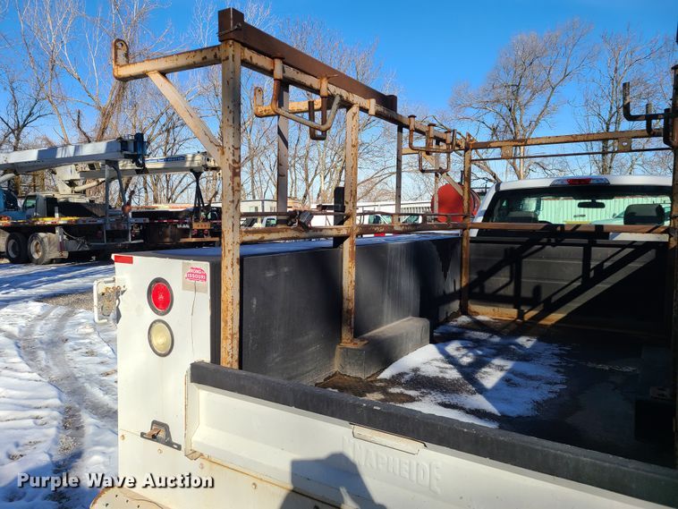 image for item DN6004 2017 Ford F450 Super Duty  utility / service truck