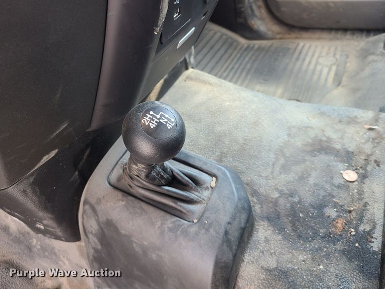 image for item DN6004 2017 Ford F450 Super Duty  utility / service truck