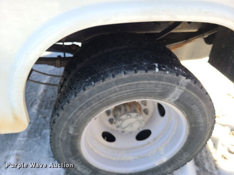 image for item DN6004 2017 Ford F450 Super Duty  utility / service truck