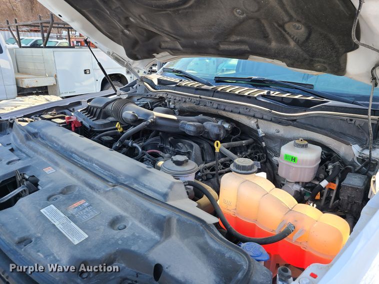 image for item DN6004 2017 Ford F450 Super Duty  utility / service truck