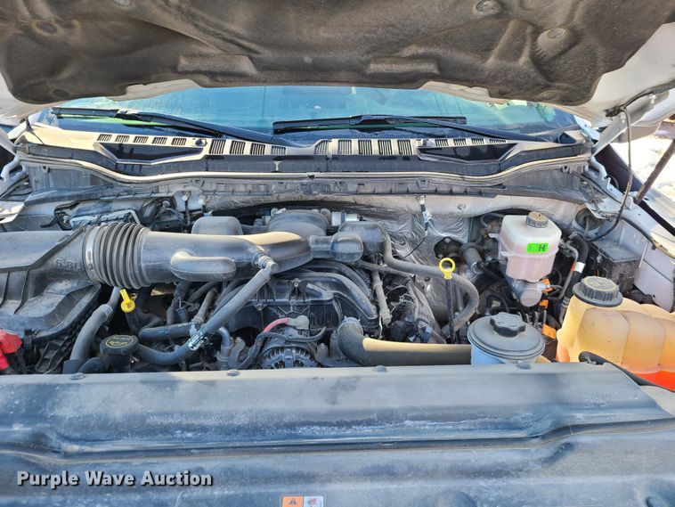 image for item DN6004 2017 Ford F450 Super Duty  utility / service truck