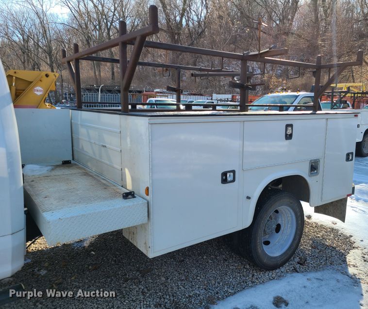 image for item DN6005 2018 Ford F450 Super Duty  utility / service truck