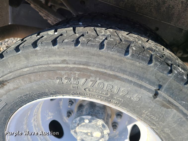 image for item DN6005 2018 Ford F450 Super Duty  utility / service truck