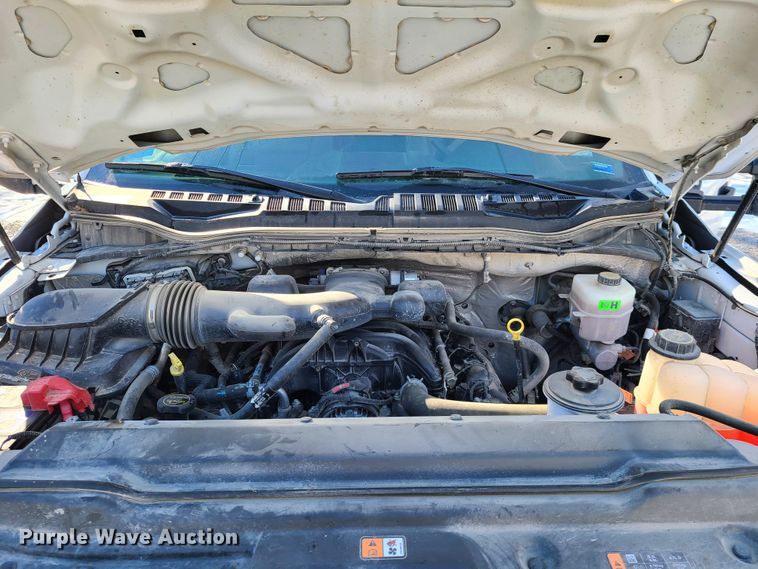 image for item DN6005 2018 Ford F450 Super Duty  utility / service truck