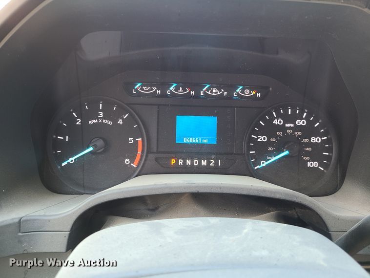 image for item DN6006 2018 Ford F450 Super Duty  utility / service truck