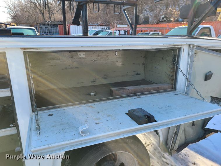 image for item DN6006 2018 Ford F450 Super Duty  utility / service truck