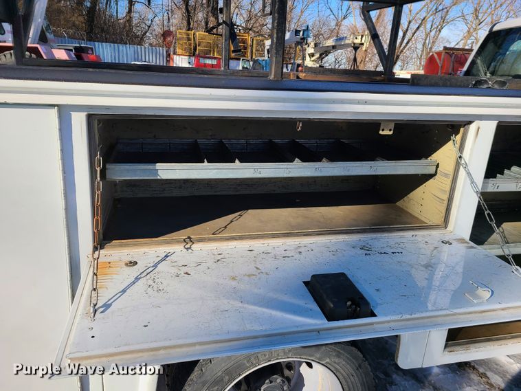 image for item DN6006 2018 Ford F450 Super Duty  utility / service truck