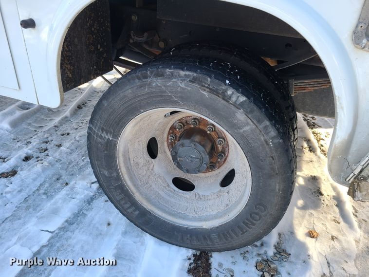 image for item DN6006 2018 Ford F450 Super Duty  utility / service truck