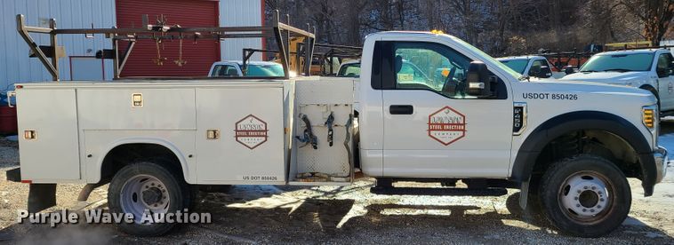 image for item DN6007 2018 Ford F450 Super Duty  utility / service truck