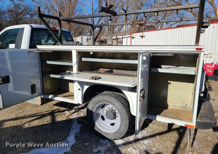 image for item DN6007 2018 Ford F450 Super Duty  utility / service truck