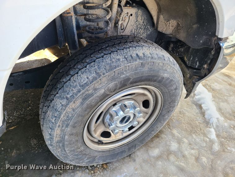 image for item DN6008 2018 Ford F250 Super Duty  SuperCab utility bed pickup truck