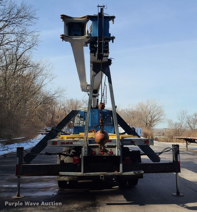 image for item DN6012 2006 Sterling L-Line  crane truck