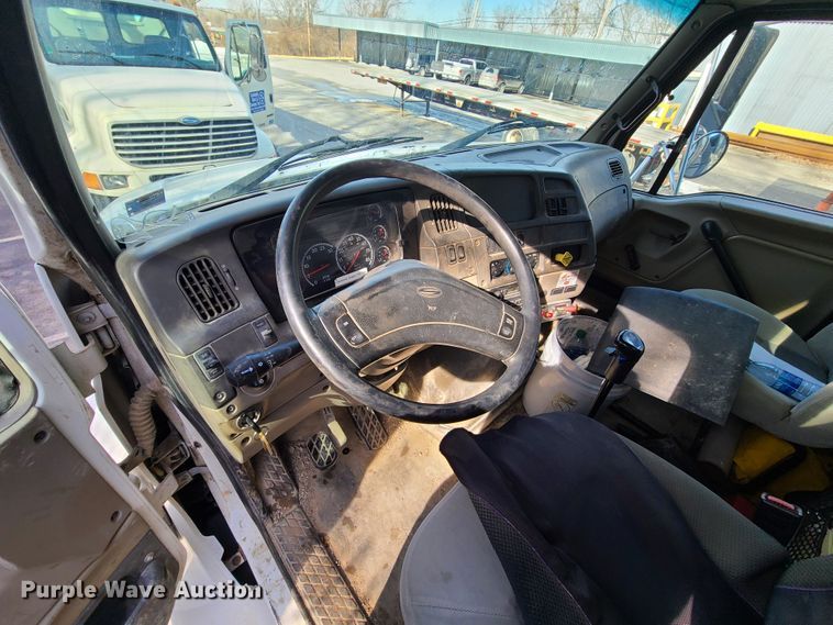 image for item DN6012 2006 Sterling L-Line  crane truck