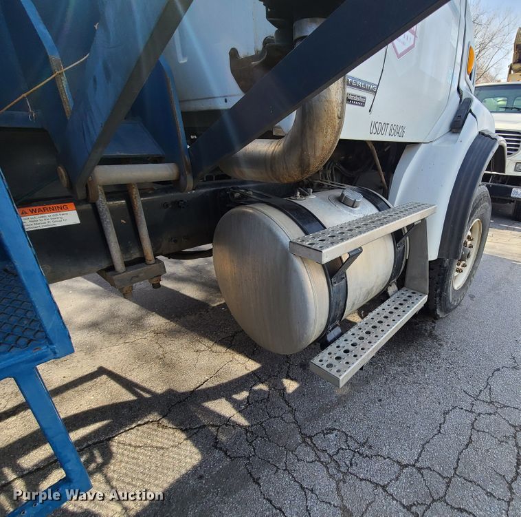 image for item DN6012 2006 Sterling L-Line  crane truck