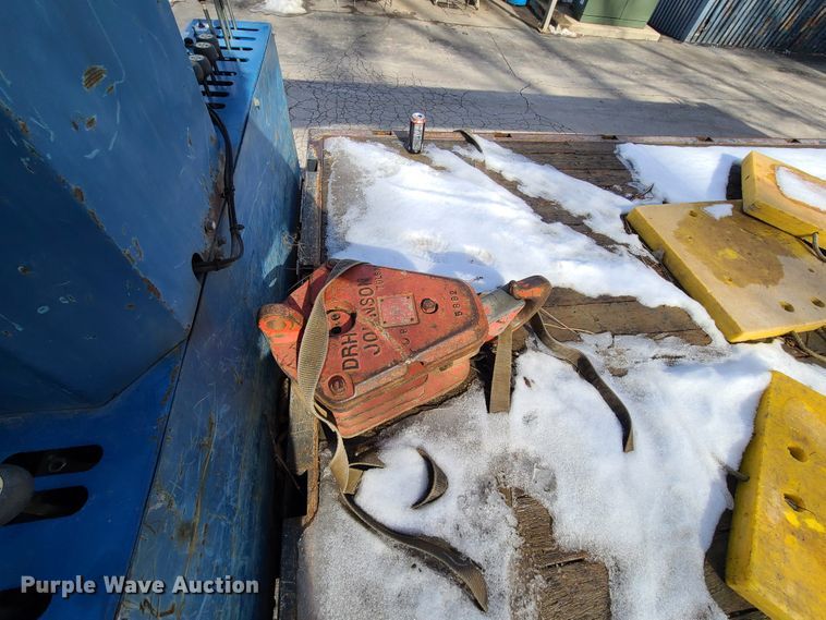 image for item DN6012 2006 Sterling L-Line  crane truck