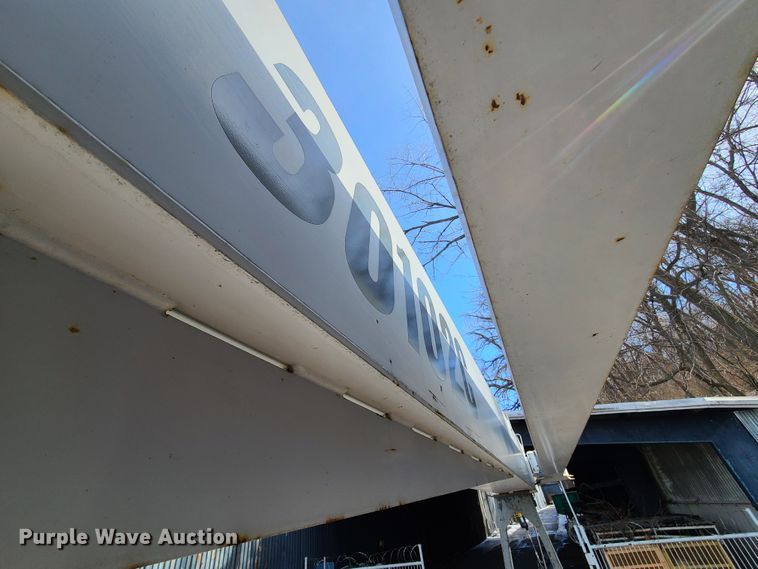 image for item DN6012 2006 Sterling L-Line  crane truck