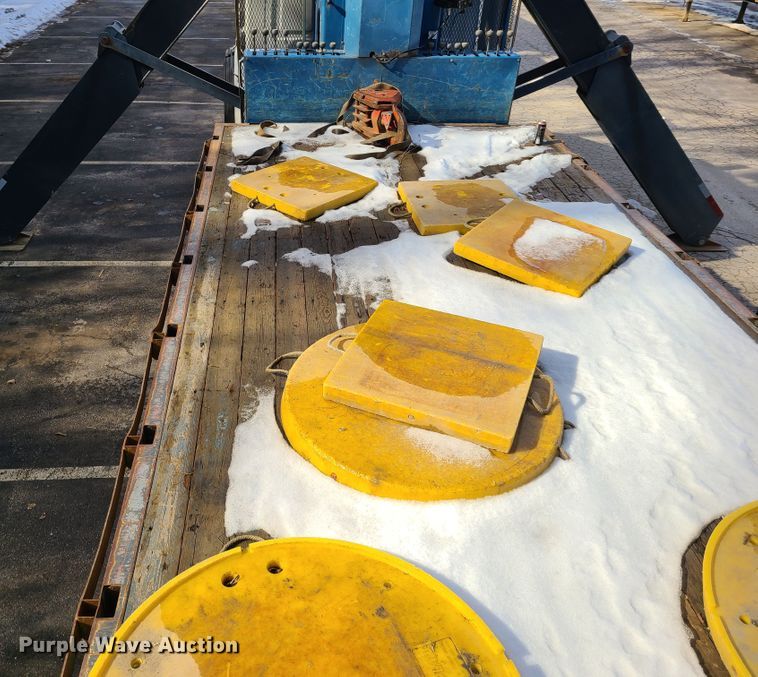 image for item DN6012 2006 Sterling L-Line  crane truck