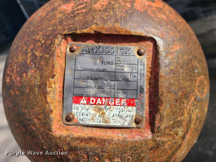 image for item DN6012 2006 Sterling L-Line  crane truck