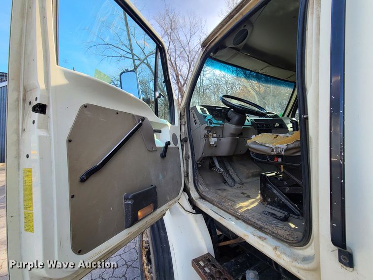 image for item DN6013 2001 Sterling L-Line  crane truck