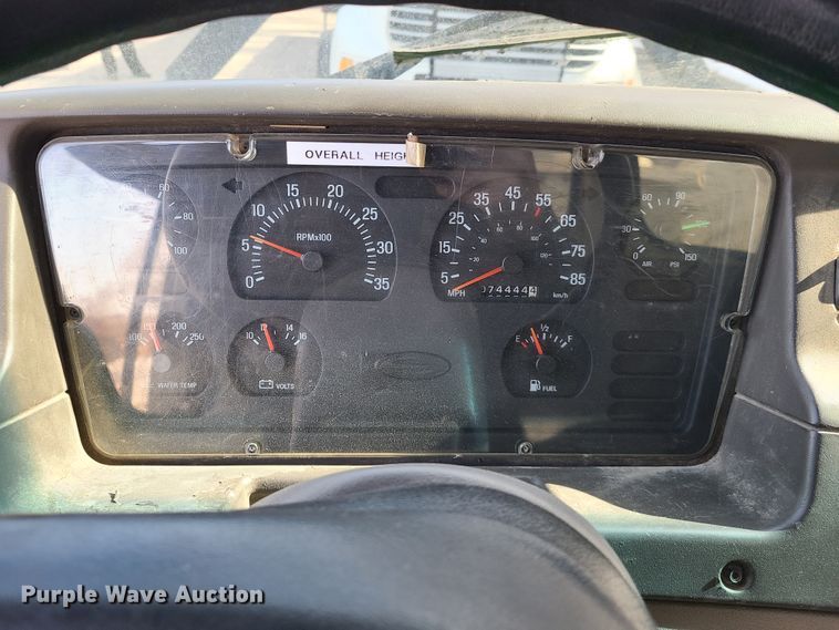 image for item DN6013 2001 Sterling L-Line  crane truck