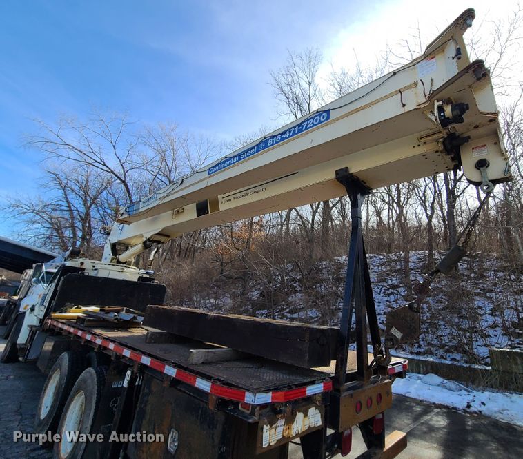 image for item DN6013 2001 Sterling L-Line  crane truck