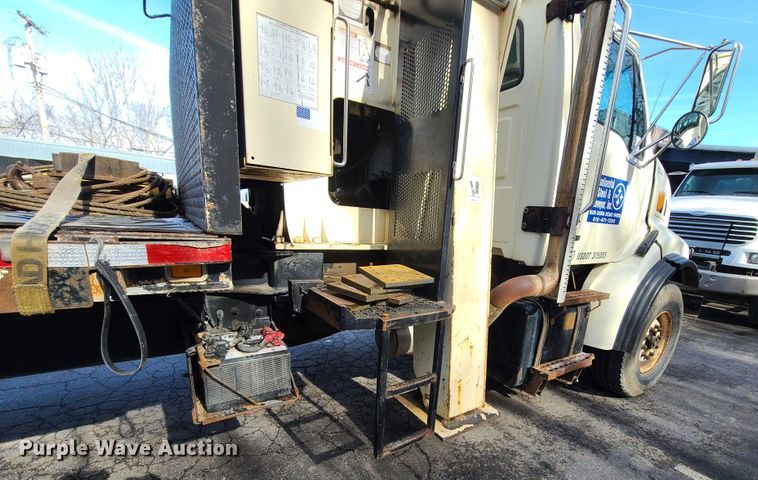 image for item DN6013 2001 Sterling L-Line  crane truck