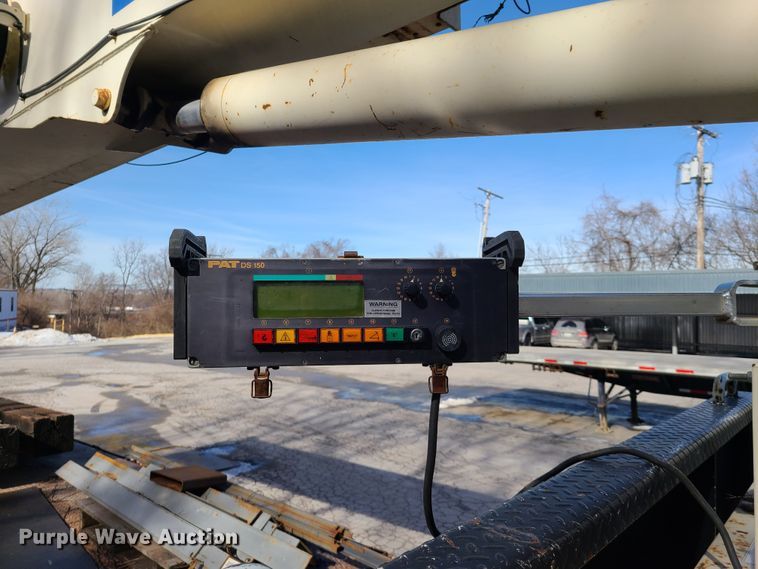 image for item DN6013 2001 Sterling L-Line  crane truck