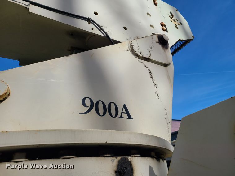 image for item DN6013 2001 Sterling L-Line  crane truck