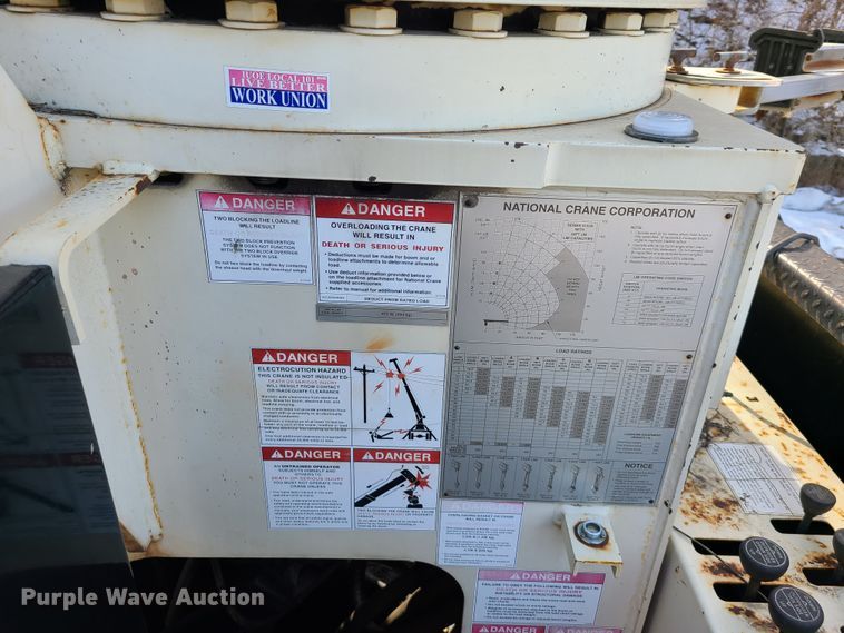 image for item DN6013 2001 Sterling L-Line  crane truck