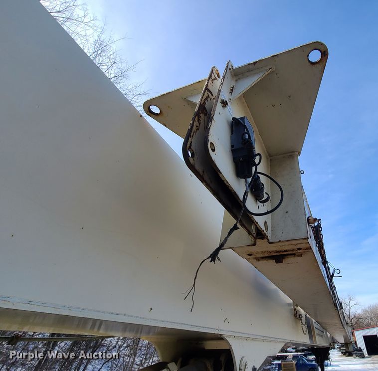 image for item DN6013 2001 Sterling L-Line  crane truck