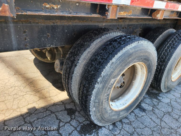 image for item DN6013 2001 Sterling L-Line  crane truck