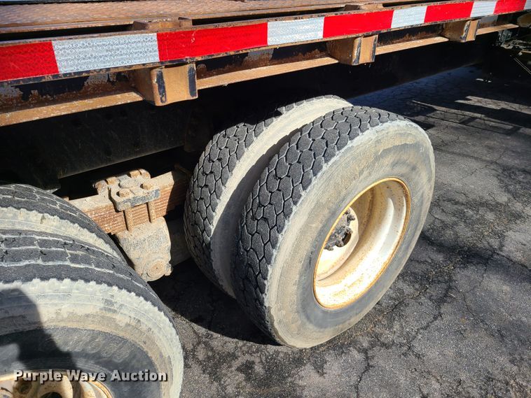 image for item DN6013 2001 Sterling L-Line  crane truck