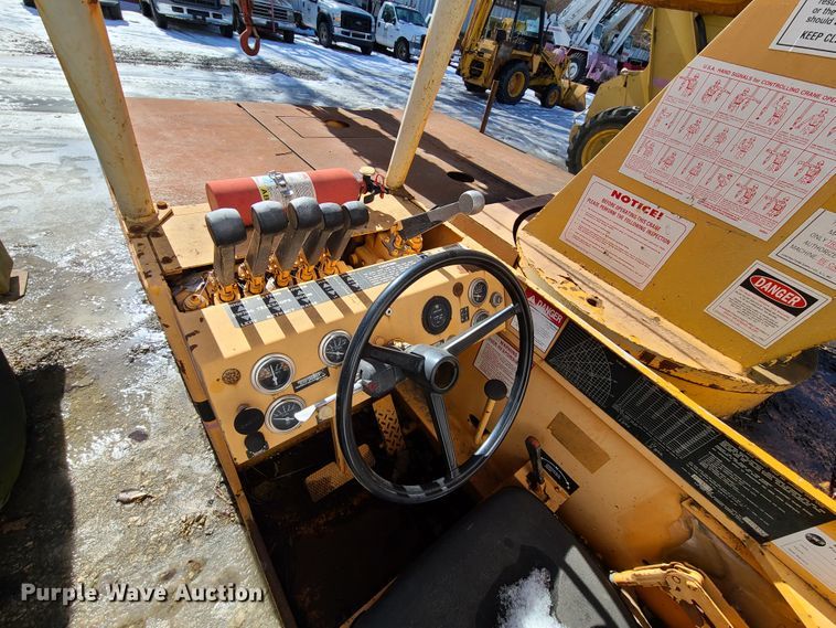 image for item DN6016 Broderson IC-80-2-D  crane