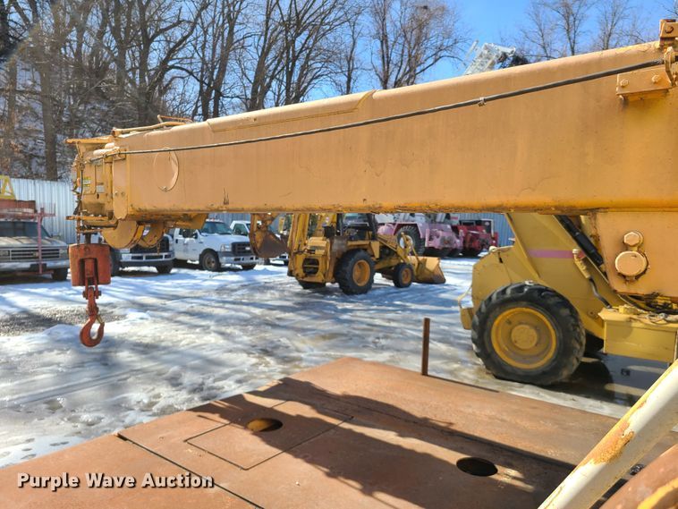 image for item DN6016 Broderson IC-80-2-D  crane