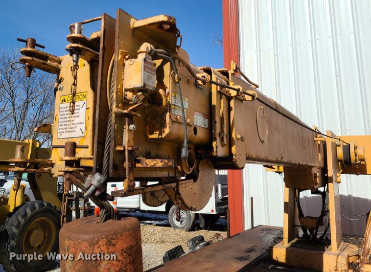image for item DN6016 Broderson IC-80-2-D  crane