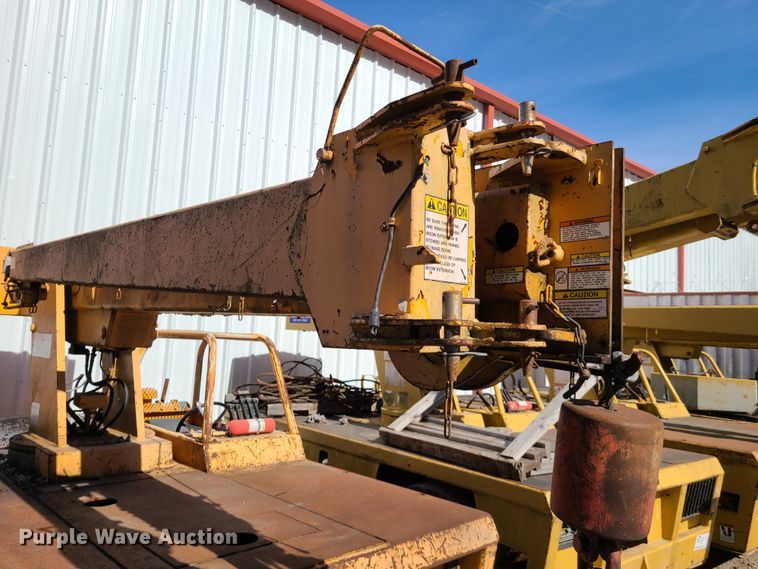 image for item DN6016 Broderson IC-80-2-D  crane