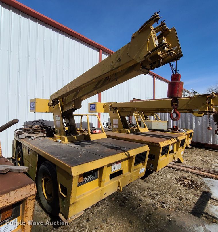 image for item DN6017 Broderson IC-80-2-D  crane
